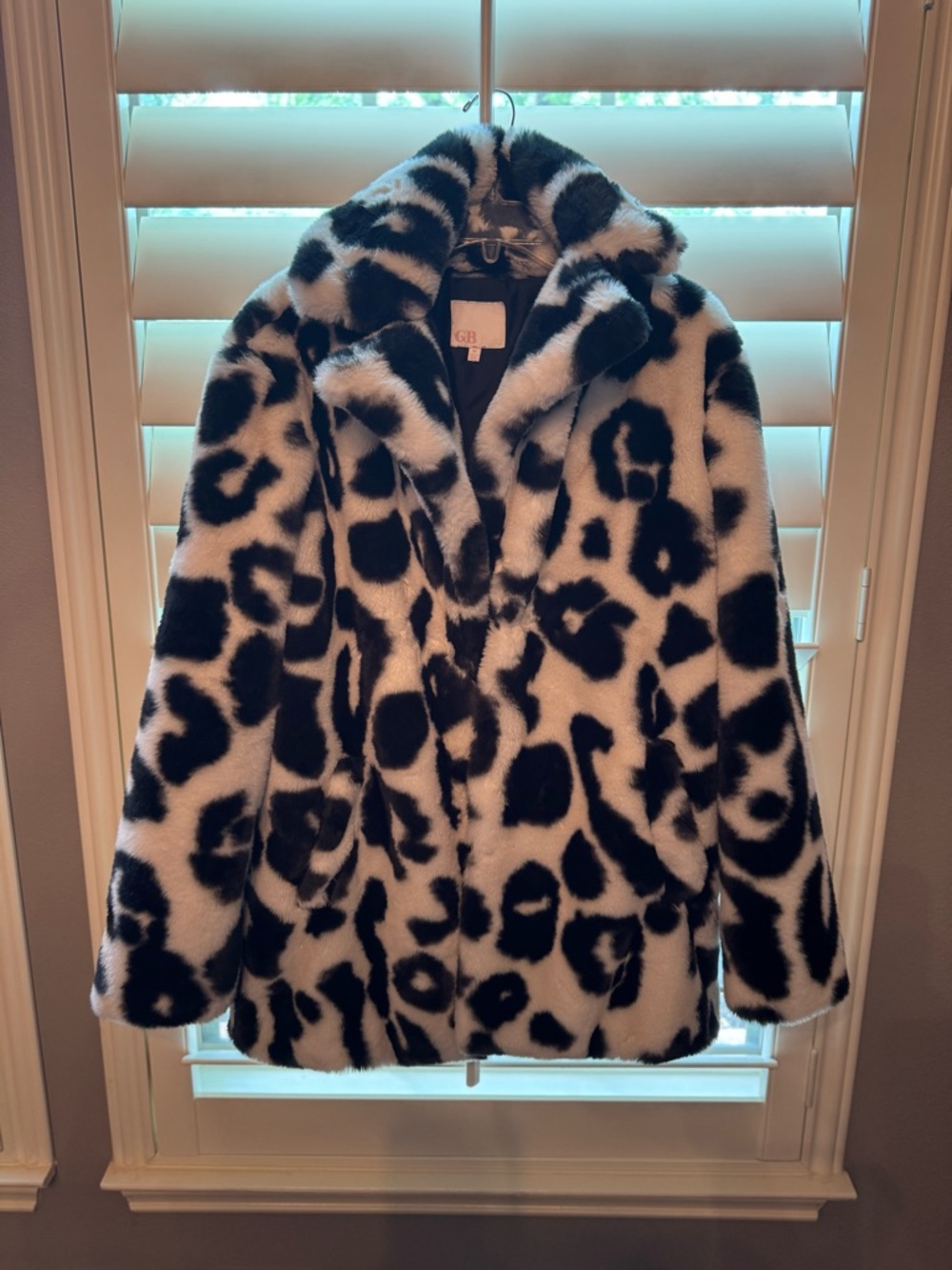 Gianni Bini Black & White Leopard Teddy Coat